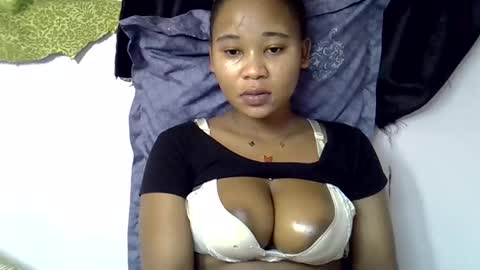 vanillavenus online show from 11-26-25, 08:15