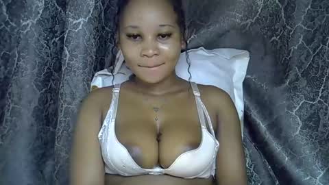 Snapshot of vanillavenus chatting on 01-13-26, 09:47 vanillavenus online show from 01-13-26, 09:47