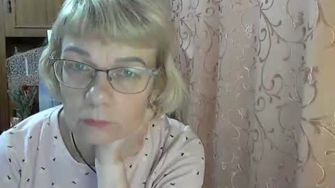 Vanillaxcreamy online show from 12-05-24, 01:38