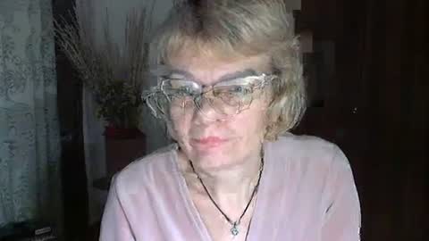 Vanillaxcreamy online show from 01-12-25, 03:46