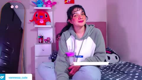 Vanesa online show from 11-28-25, 12:13