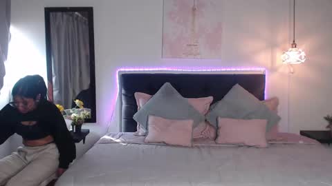 vane online show from 12-31-24, 09:06