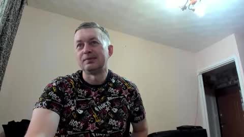 vano_822 online show from 09-09-25, 08:03