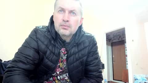 vano_822 online show from 09-30-25, 03:39