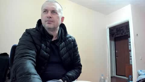 vano_822 online show from 11-18-25, 06:01