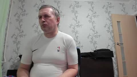 Snapshot of vano_822 chatting on 06-11-26, 07:56 vano_822 online show from 06-11-26, 07:56