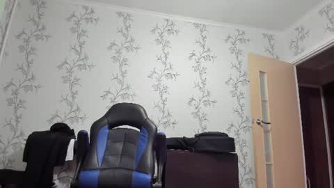 Snapshot of vano_822 chatting on 06-17-26, 09:05 vano_822 online show from 06-17-26, 09:05