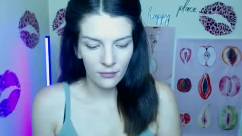 Vanessa online show from 11-13-25, 07:24