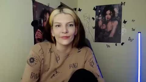 Snapshot of vanrey_ chatting on 04-25-26, 06:27 Vanessa online show from 04-25-26, 06:27