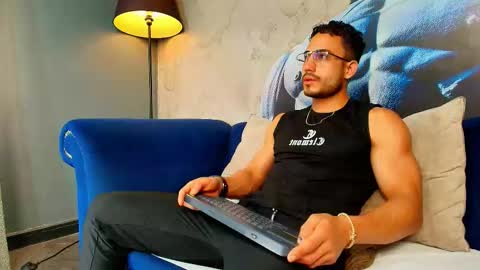 Vans Ross online show from 02-25-26, 07:34