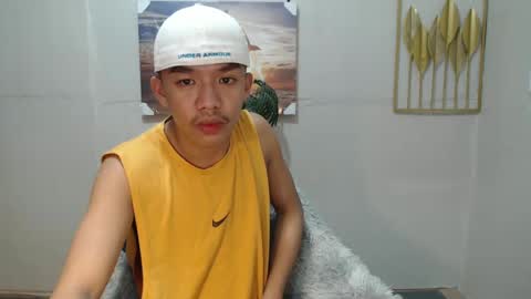 Snapshot of vanxxx2005 chatting on 12-08-24, 03:45 vanxxx2005 online show from 12-08-24, 03:45