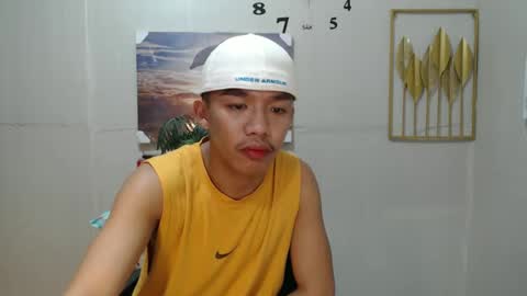 Snapshot of vanxxx2005 chatting on 12-08-24, 06:50 vanxxx2005 online show from 12-08-24, 06:50