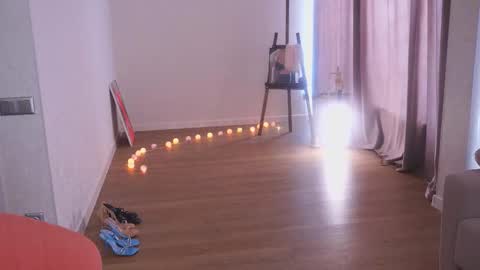 Heeeeey Im Hanna the art of tease  online show from 03-06-25, 04:30