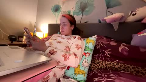 vaua089 online show from 11-05-25, 05:18