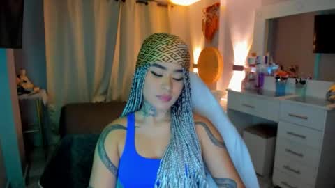 Snapshot of vayolett_bass chatting on 03-05-26, 09:49 Vayolett Bass online show from 03-05-26, 09:49