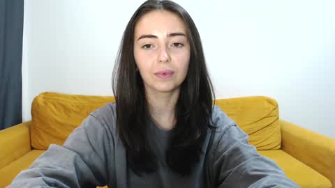 Snapshot of vebeseliza chatting on 12-19-24, 10:02 Liza online show from 12-19-24, 10:02