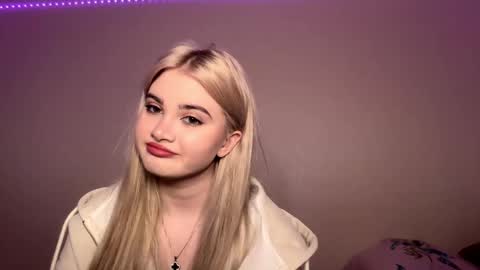 Snapshot of vedalipscomb chatting on 11-22-25, 12:04 Monika online show from 11-22-25, 12:04