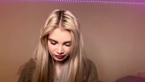 Snapshot of vedalipscomb chatting on 11-26-25, 05:36 Monika online show from 11-26-25, 05:36