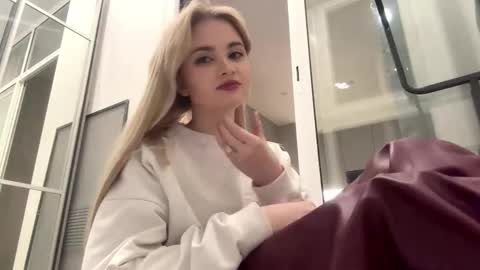 Monika online show from 02-11-26, 01:16