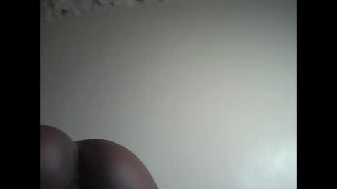 Snapshot of vee_tommy chatting on 11-23-25, 07:52 Vee tommy online show from 11-23-25, 07:52