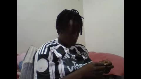 Vee tommy online show from 04-27-26, 12:47
