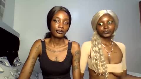 Snapshot of veegee7 chatting on 03-10-26, 08:41 Luma online show from 03-10-26, 08:41