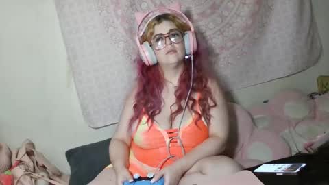 Snapshot of veelehanex3 chatting on 01-15-26, 10:46 Veronica Lehane online show from 01-15-26, 10:46