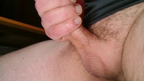 Snapshot of veepz13579 chatting on 03-06-25, 10:09 Tom online show from 03-06-25, 10:09