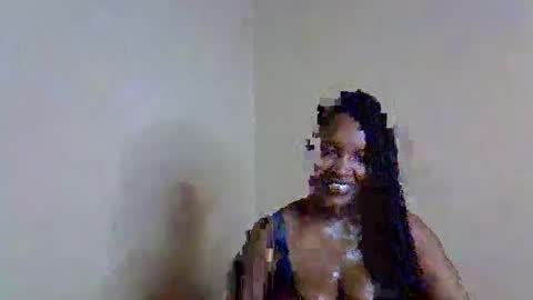 Snapshot of veesazii chatting on 12-16-25, 06:35 veesazii online show from 12-16-25, 06:35