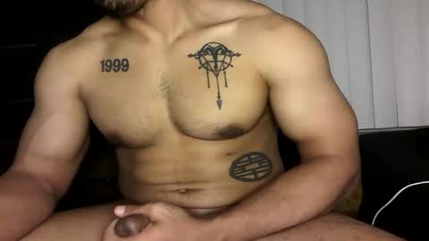 Vegas Love online show from 05-01-26, 07:57