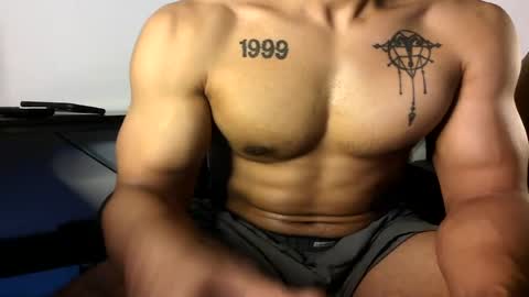 Snapshot of vegasluv702 chatting on 07-11-26, 02:47 Vegas Love online show from 07-11-26, 02:47