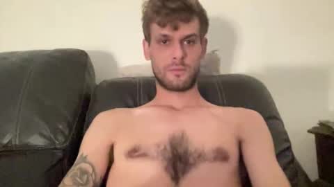 Snapshot of vegassangel chatting on 11-18-25, 03:23 Joeyyy online show from 11-18-25, 03:23