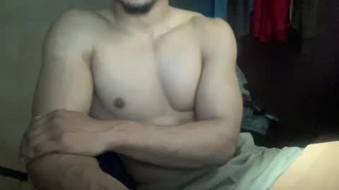 veilofstrength11 online show from 11-06-25, 09:43