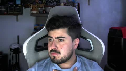 Snapshot of veils24 chatting on 02-25-26, 02:21 Charles online show from 02-25-26, 02:21