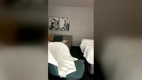 Snapshot of veinzilla chatting on 02-24-26, 03:15 veinzilla online show from 02-24-26, 03:15