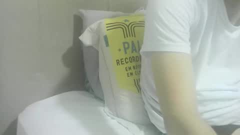 Snapshot of vejame23 chatting on 11-01-25, 05:53 vejame23 online show from 11-01-25, 05:53