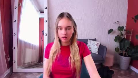 Snapshot of vel1ka chatting on 11-21-25, 09:30 Barbara online show from 11-21-25, 09:30