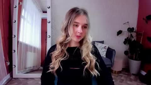 Snapshot of vel1ka chatting on 11-23-25, 05:29 Barbara online show from 11-23-25, 05:29