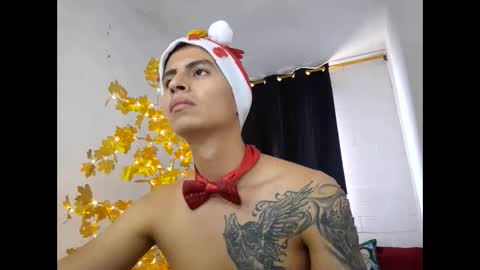 velk_hot1 online show from 12-21-24, 04:57