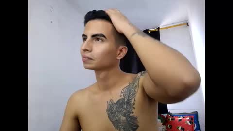 velk_hot1 online show from 12-28-24, 05:03