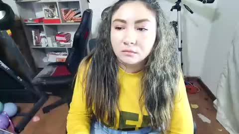 Snapshot of vellarossa chatting on 11-23-25, 02:55 Im VelaI will be Christmas and New Year with my family December 22 to January 13 I will miss you guys. online show from 11-23-25, 02:55