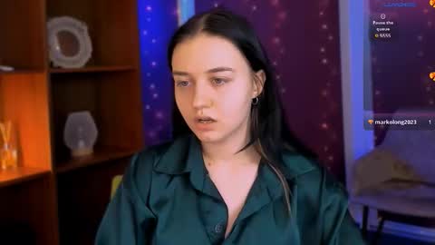 Snapshot of veloria_belle chatting on 12-05-25, 01:20 veloria_belle online show from 12-05-25, 01:20