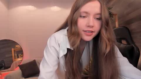 Snapshot of velvet_cherry chatting on 09-30-25, 03:28 velvet_cherry online show from 09-30-25, 03:28