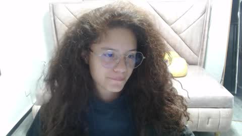 velvet_moon_v online show from 11-11-25, 01:22