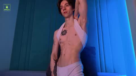 Snapshot of velvet_power chatting on 11-22-25, 04:33 Ares online show from 11-22-25, 04:33