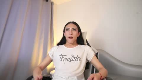 Velvet  online show from 06-12-26, 12:26