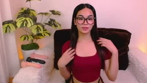Snapshot of velvet_seductionprincess chatting on 07-13-26, 02:53 Velvet online show from 07-13-26, 02:53