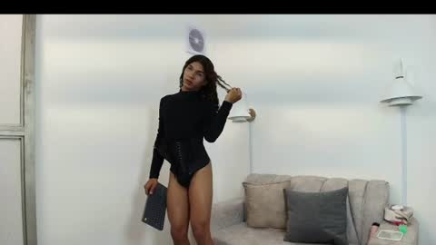 Snapshot of velvet_sex23 chatting on 07-16-26, 04:18 velvet_sex23 online show from 07-16-26, 04:18