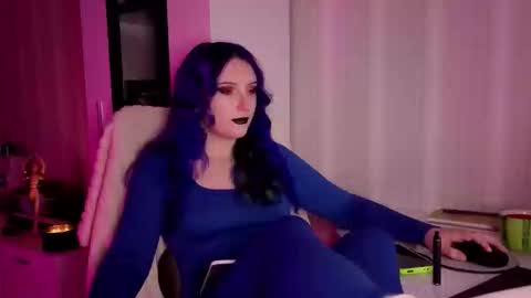 Violet online show from 04-03-26, 10:13