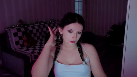 Snapshot of velvet_siren chatting on 05-15-26, 12:45 Violet online show from 05-15-26, 12:45